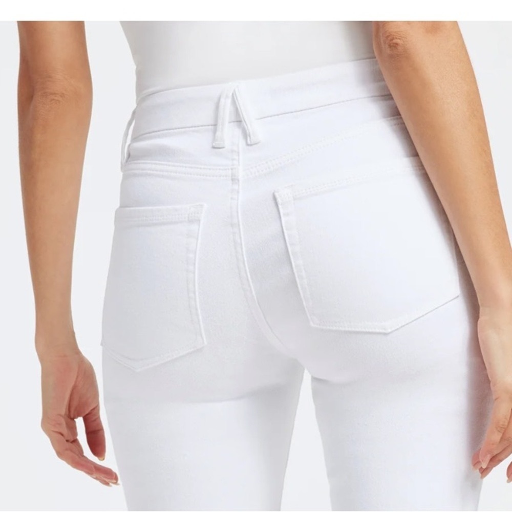 Good American Good Legs cropped mini flare size 6 NWT. Smoke and pet free home